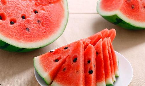 康县网红吃瓜原视频,揭秘当地美食文化魅力 第3张 康县网红吃瓜原视频,揭秘当地美食文化魅力 第3张